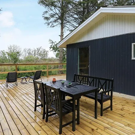 Holiday V Ferienhaus